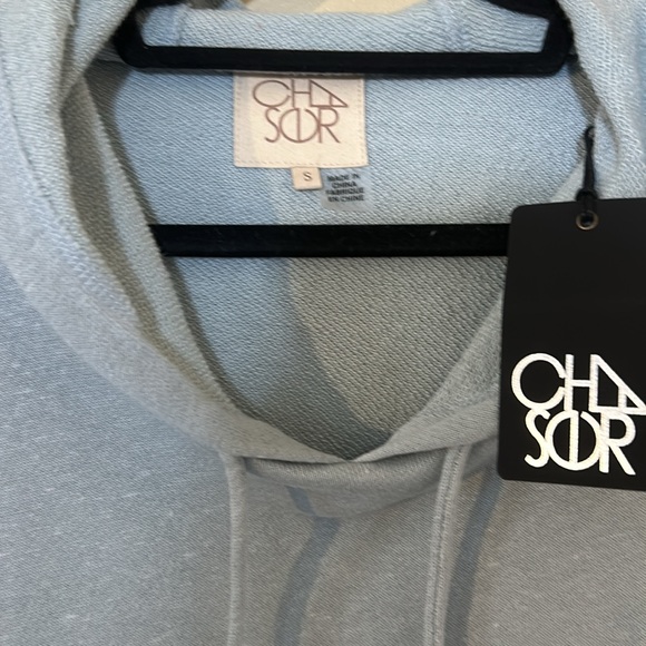 Chaser - Picture 3 of 3